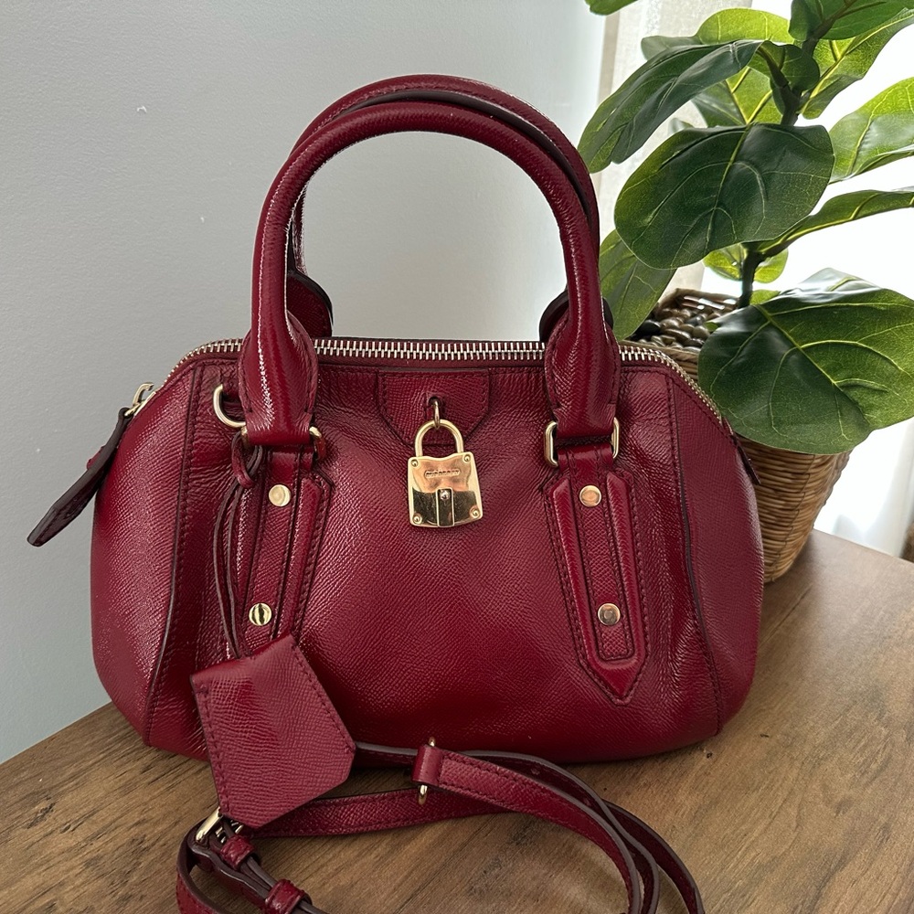 Burberry Red Leather Handbag! 🤩